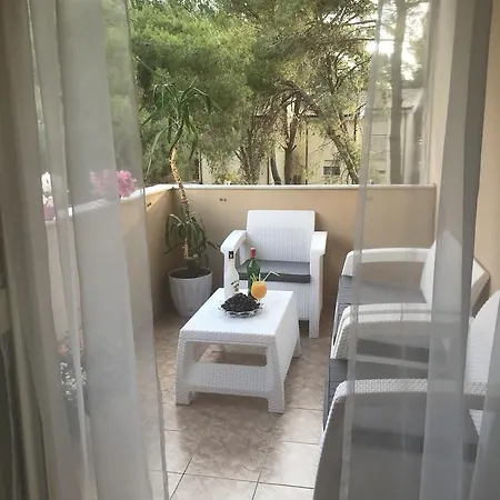 Fantasy * Golem (Tirana)